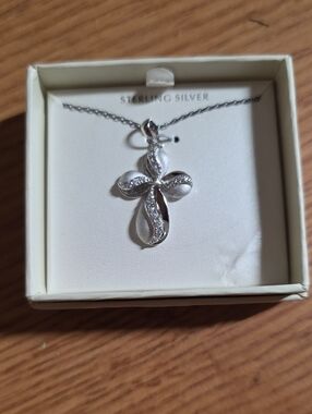 Sterling Silver Cross Pendant Necklace - Shiny Silver